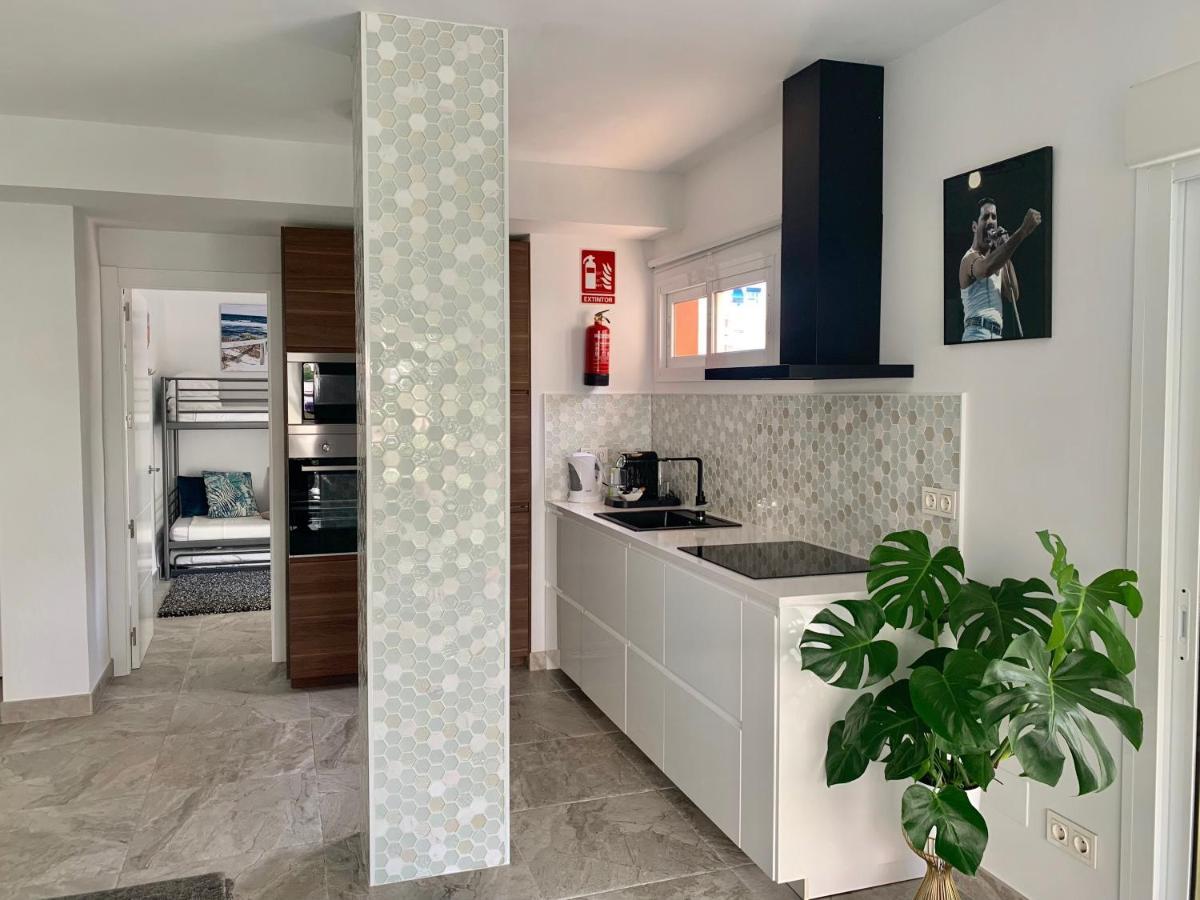 Neptuno Beachfront Apartemen Marbella