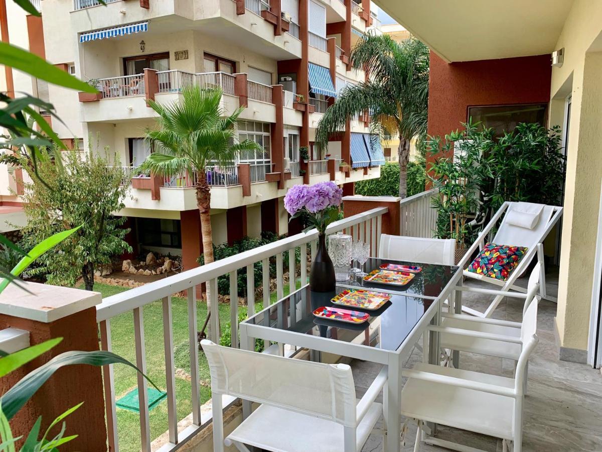 Neptuno Beachfront Appartement Marbellac