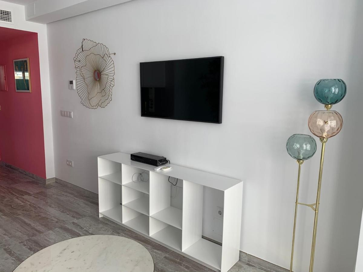 Apartemen Neptuno Beachfront *